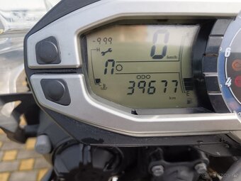 Triumph Tiger 800xr - 11