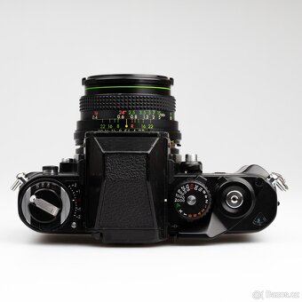 Nikon F3 + objektiv 28mm f/2.8 - 11