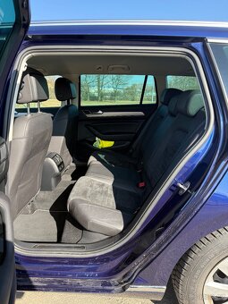 VW passat 2019 2.0tdi 140kw DSG TOP výbava i stav - 11
