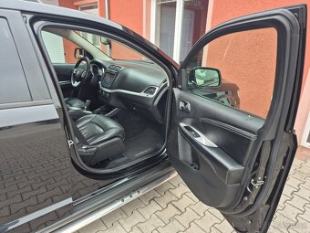 Fiat Freemont 3.6 V6 Lounge 4WD - 11