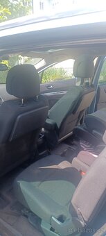 Peugeot 5008 1.6. - 11