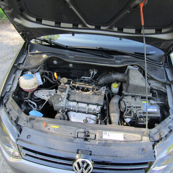 Volkswagen Polo V 1,2i 51kw, 2013, NAJETO 104 929km - 11