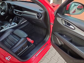 Alfa Romeo Stelvio 2.2 Veloce Q4 154kW - 11