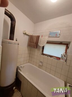 Větší zděná chata, klidné místo u lesa, Sychrov, Radostín - 11