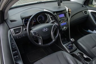 Hyundai i30 1.6CRDi style /aj na splátky/ - 11