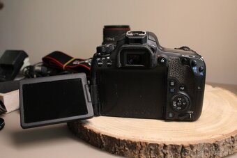 Fotoaparát CANON EOS 77D + příslušenství - 11