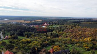 Pozemek pro výstavbu RD s chatou u Osvětiman - 11