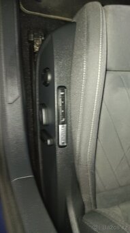 Prodám Volkswagen golf 8 najeto 80tisíc km - 11