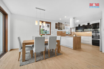 Prodej rodinného domu, 179 m², Všechlapy - 11
