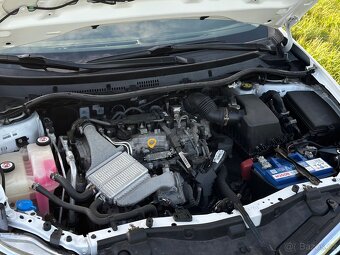 Toyota Auris - 11