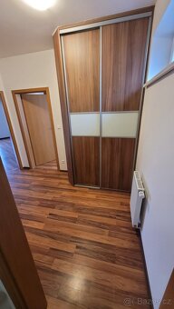 Pronájem bytu Praha Uhříněves Blšanecká - 11