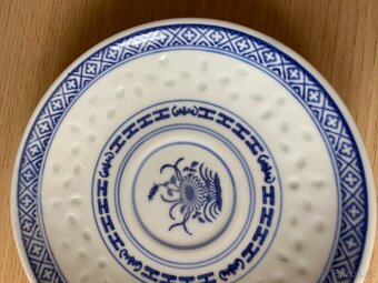 Nový šálek s podšálkem z čínského porcelánu - průsvitné boky - 11