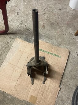 Díly na jawa panelka,skútr “prase” a péráka - 11