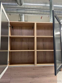 Prodám NOVOU Šedu kuchyň Plzeň DTD Egger - 11