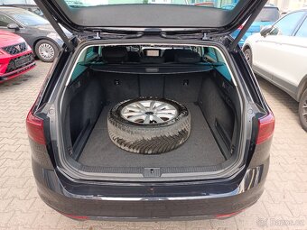 VW Passat B8 Variant 2.0TDI 110kW DSG Matrix Virtual Tažné - 11