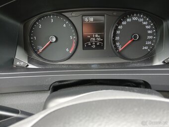 Prodám VW T6 long provoz 11-2019 - 11