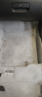 Prodám koberec z Octavia 1 RS - 11