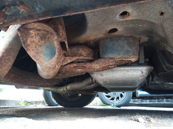 Ford Scorpio 2.3 Ghia - 11