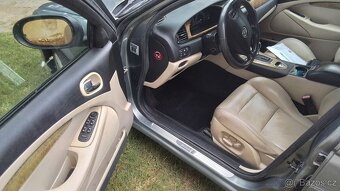 Jaguar S Type R Supercharger 4.2 V8 - 11