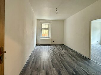 Pronájem atypického bytu 3+1, 95 m2, garáž, zahrada, Dubí - 11