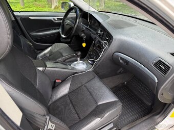 Volvo S60 2.4i 125kW - 11