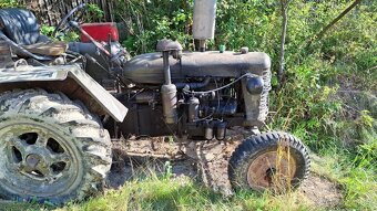 Prodám traktor Zetor 25 A - 11