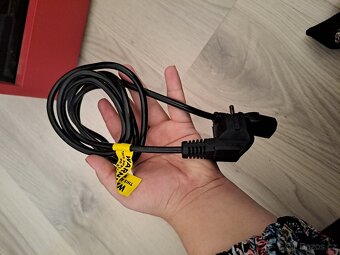Elektrická kytara + kombo a vše potřebné. - 11