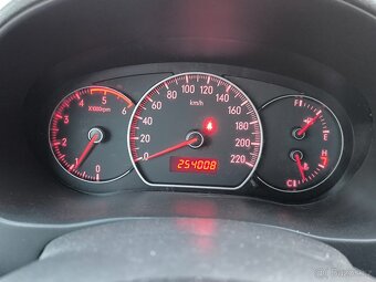 Fiat Sedici 4x4 JTD - 11
