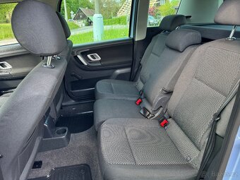 ŠKODA ROOMSTER 1.6i SCOUT 2007 TOP STAV - 11
