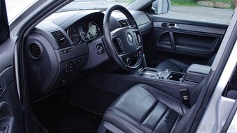 Volkswagen Touareg 3.0 TDI Rline 4x4 - 11