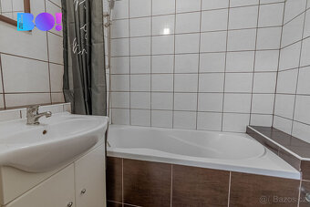 Pronájem bytu 3+1 Kroměříž, 72 m², ul. Velehradská - 11