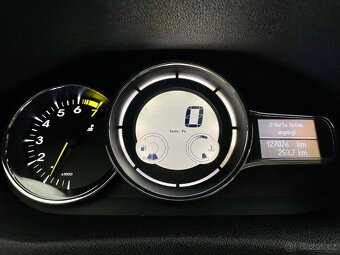 RENAULT MEGANE PARIS  1.6 81 KW.R.14 - 11