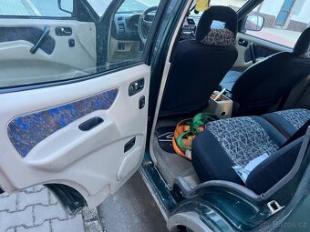 Nissan Terrano lI - 11