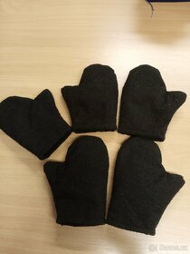 Černé chňapky - 11