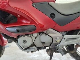 Honda NTV 650 Deauville - 11