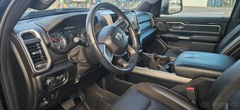 DODGE RAM 1500 5.7 HEMI 4x4 FULL LED KOLESO 22 - 11