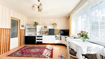 Prodej rodinného domu se zahradou, 463 m2 ,  Velká Hleďsebe  - 11