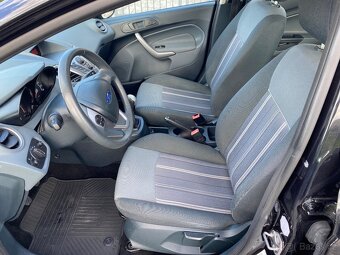 Ford Fiesta 1,25 16V 60kW 31,000km | PRVNI MAJITEL - 11