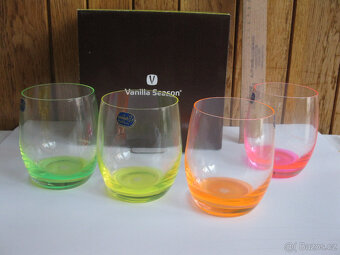 Retro mísa ,vázičky, keramické ,broušená..skleničky - 11