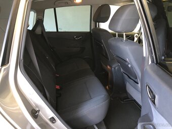RENAULT KOLEOS 4x4 2,0 dCi - 11