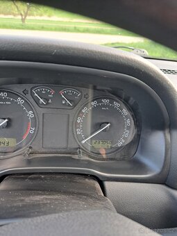 Prodám Škoda Octávia Combi - 11
