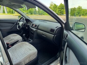 Škoda Octavia 1.6 MPI 55kW - 2001, po 2 majiteli, STK 2/2027 - 11
