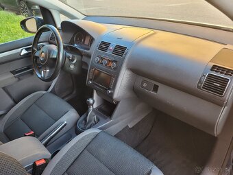 Touran 2.0 TDI 103kW COMFORTLINE - 11