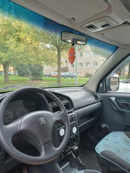 Peugeot Partner  číst celé - 11