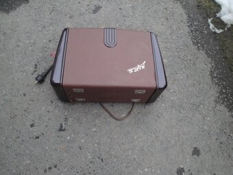 MAGNETOFON TESLA - 11