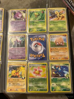Pokémon kartičky s albem - 11