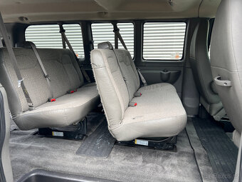 Chevrolet Express 6.0 V8, 1.majitel, 8 míst, 41 000 km - 11