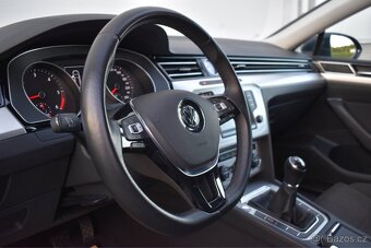 Vw Passat B8 2.0 TDi/2015/110kW/Matrix/ACC/Manuál/ - 11