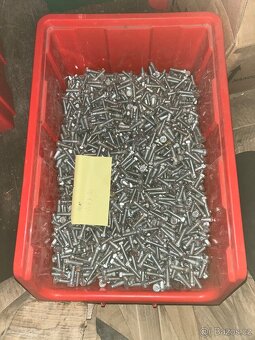 Spojovací materiál - šrouby , matky, štefty.. 1/3 z ceny - 11