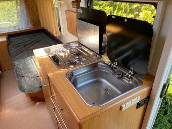 Obytný karavan Chateau Cantara 450 - 11